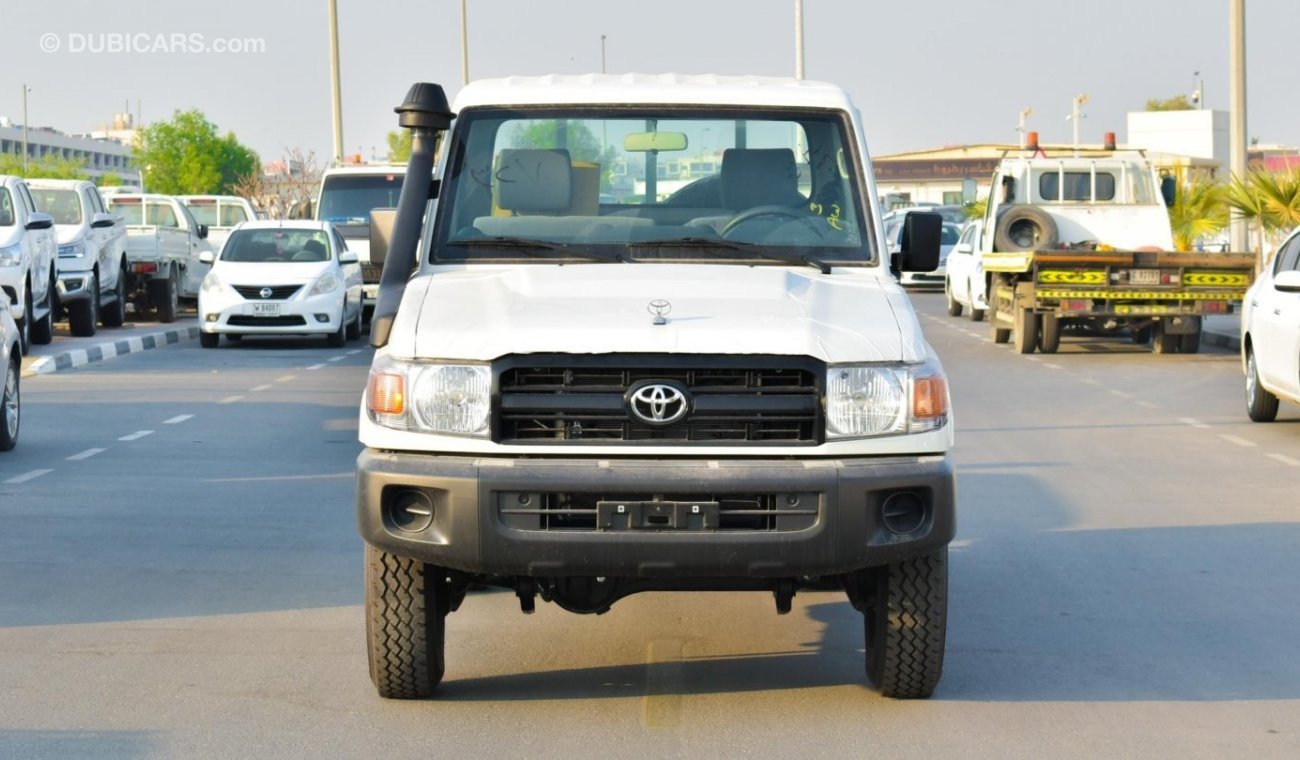 Toyota Land Cruiser Pick Up Diesel 4.2L V6 4WD