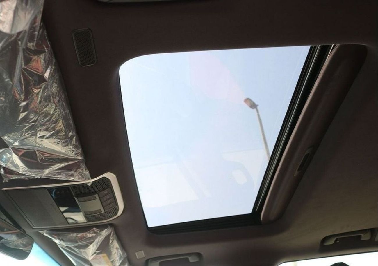 Toyota Land Cruiser 3.3L Diesel VXR-Z Exclusive | FULL COMPLICATION | HEATED SEAT  | 2022