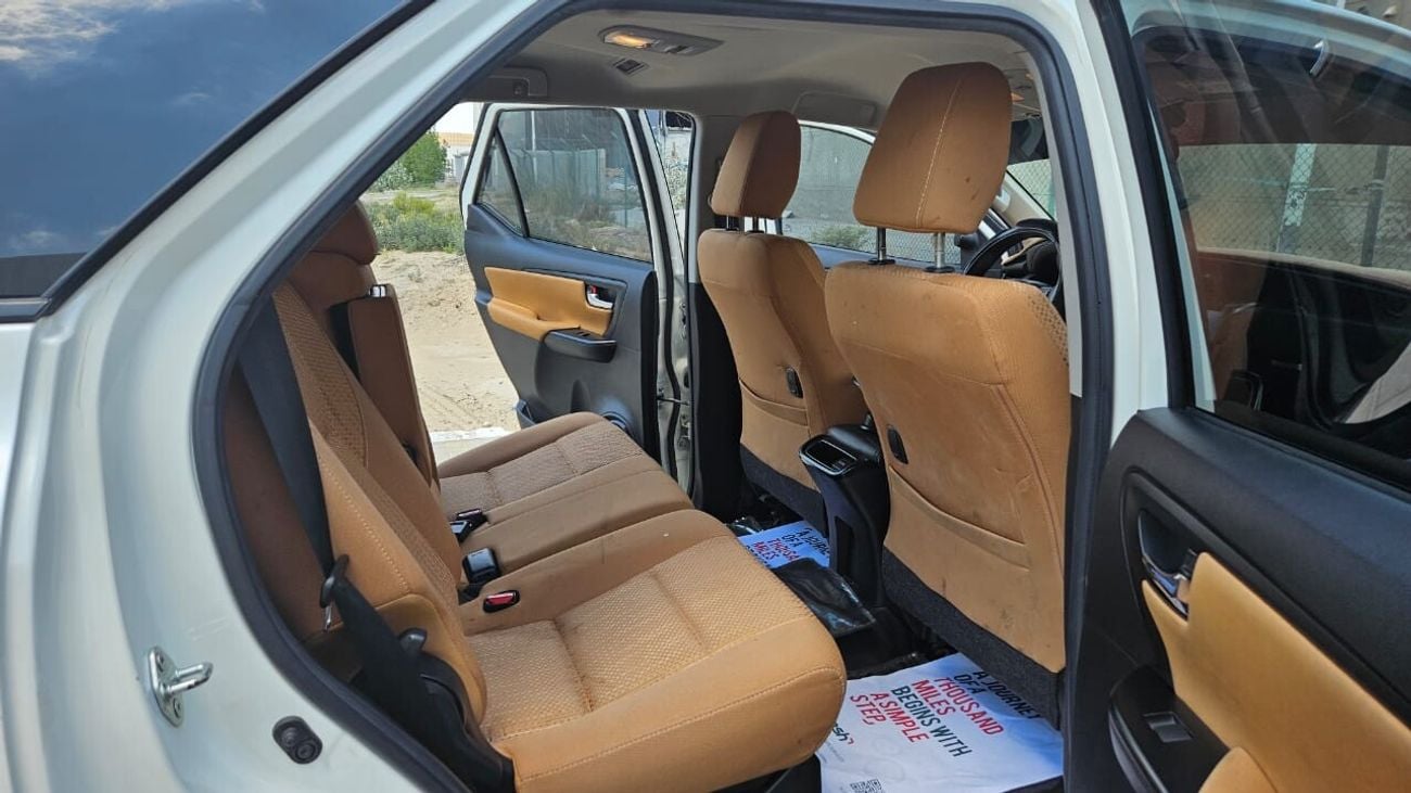 Toyota Fortuner GX2 2.7L 4WD