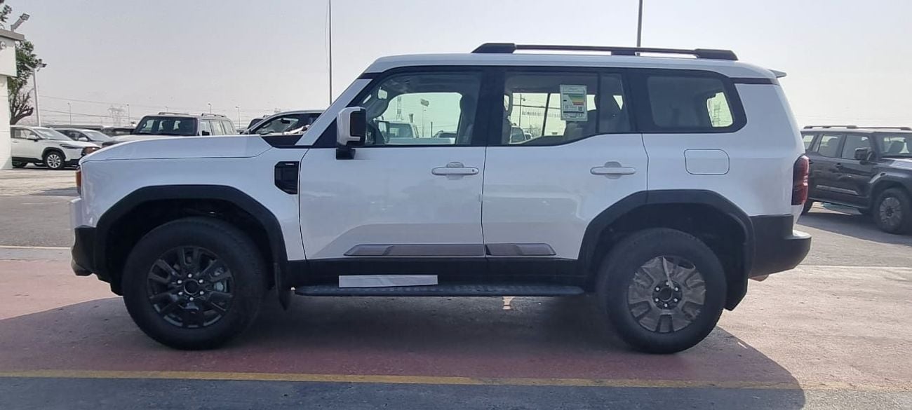 تويوتا برادو TOYOTA PRADO 2.4L PETROL WITH RADAR MY 2025