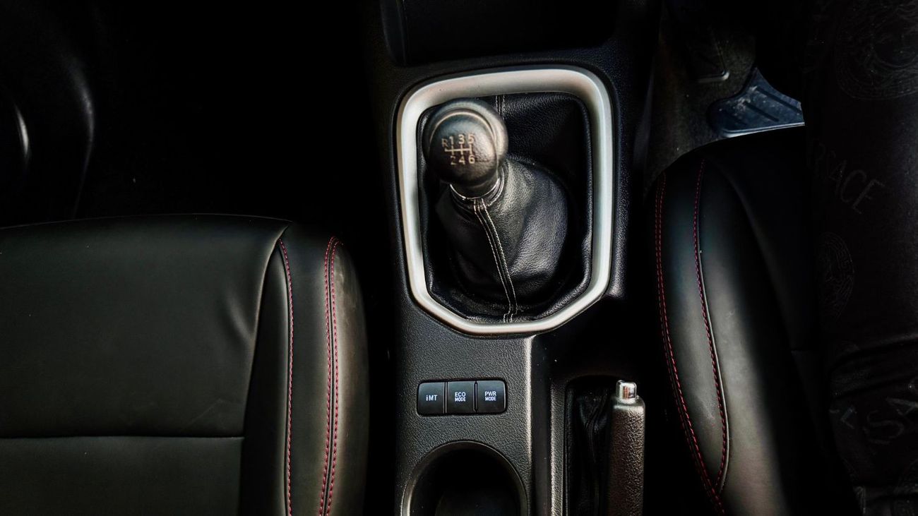 Toyota Hilux OFF ROAD MODIFIED | RHD | AWINING CAMPING TENT | 2018 | 2.8L DIESEL ENGINE | POWER SEAT | MANUAL TRA