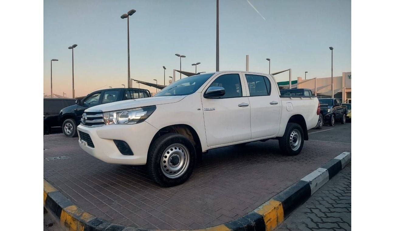 Toyota Hilux DC 2.4L 4WD DIESEL MANUAL TRANSMISSION