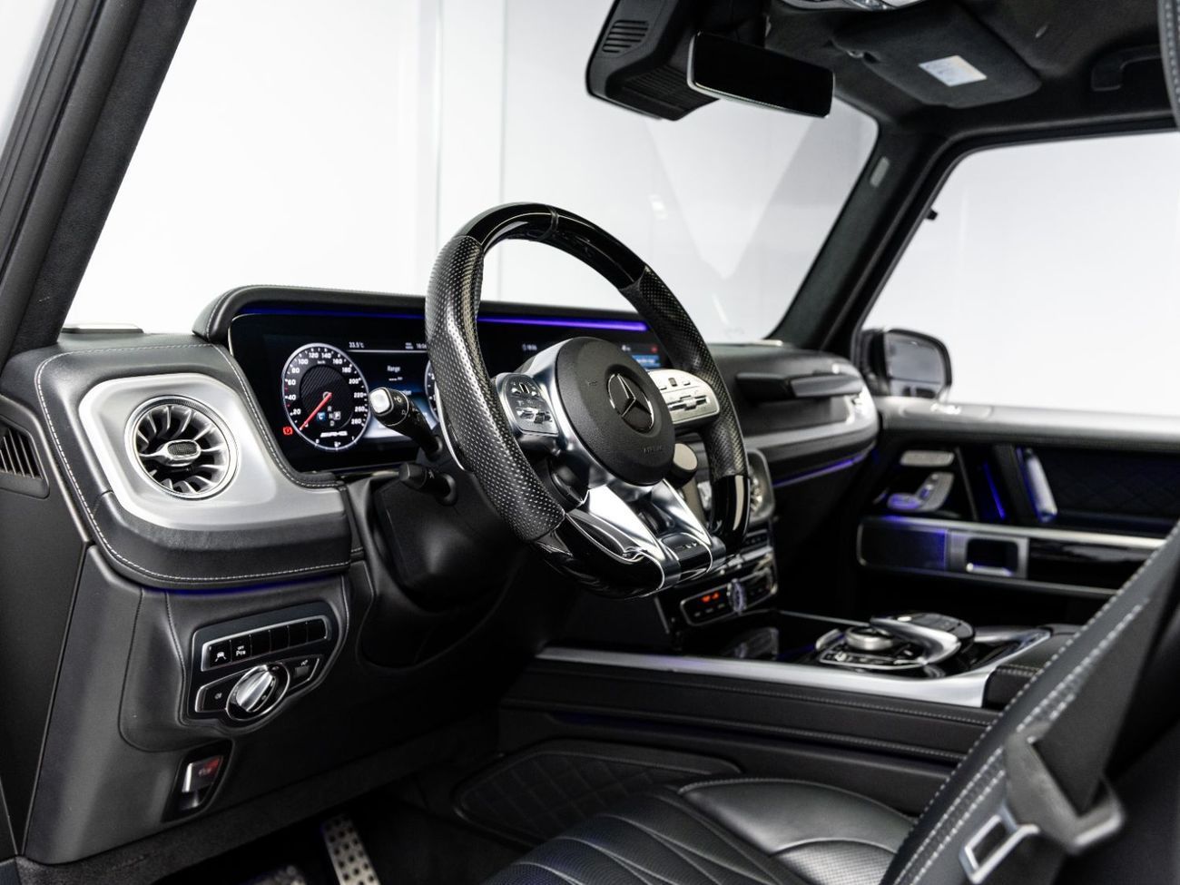 Mercedes Benz G63 AMG STD BUY NOW, PAY 2027 | THE BLACKLINE STANDARD | 4MATIC SUV 2023 Mercedes AMG G63 4.0L TC V8, AWD, 5
