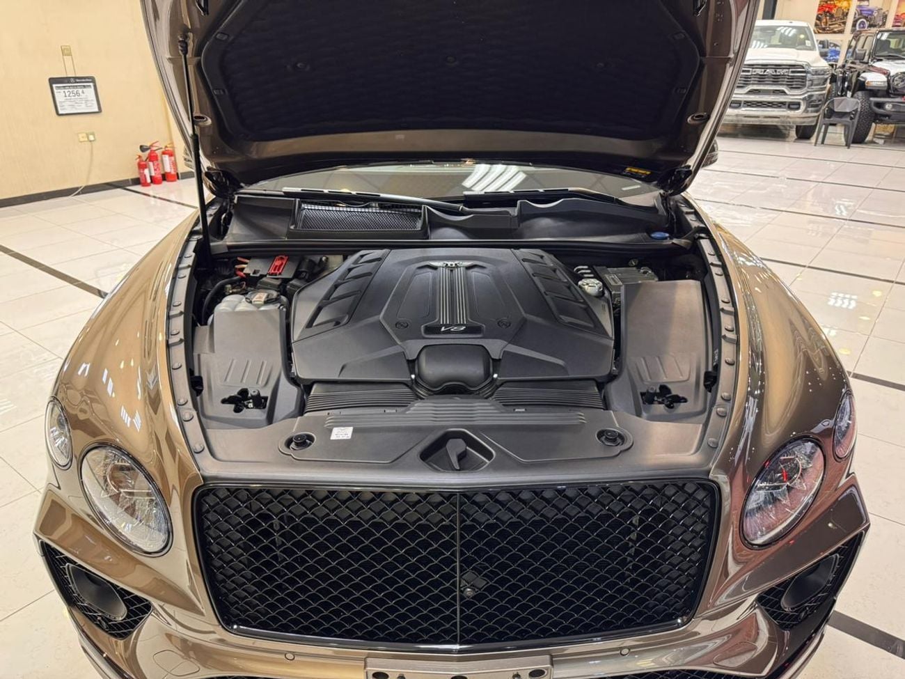 Bentley Bentayga AZURE