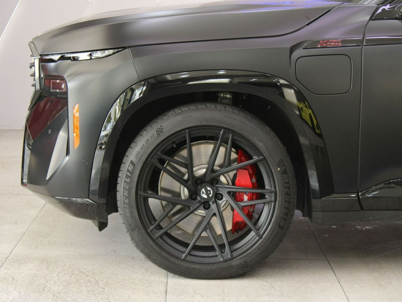 BMW XM M-POWER | HYBRID