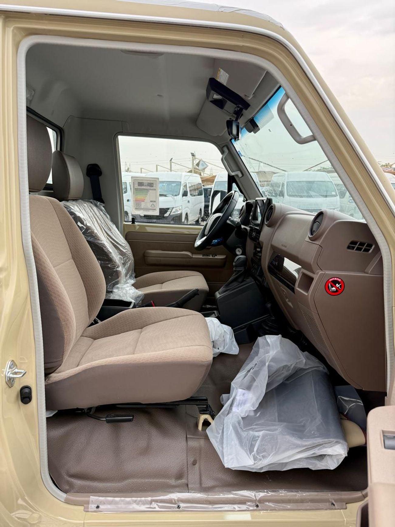 تويوتا لاند كروزر بيك آب SC 4.0L