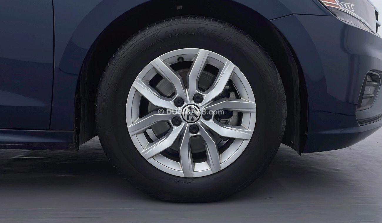 Volkswagen Passat SE 2.5 | Zero Down Payment | Free Home Test Drive