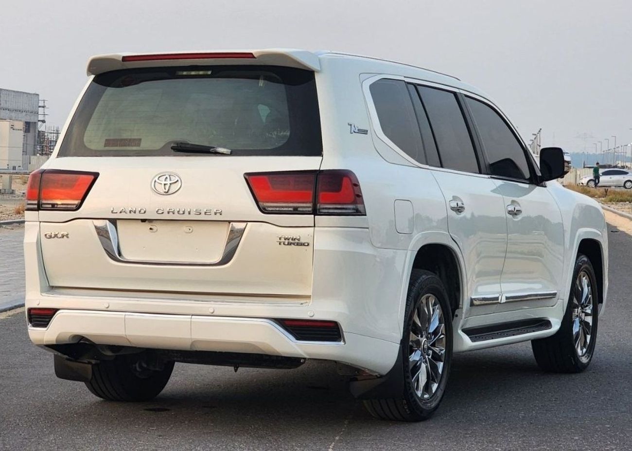 تويوتا لاند كروزر V8 GX.R upgrade 2022