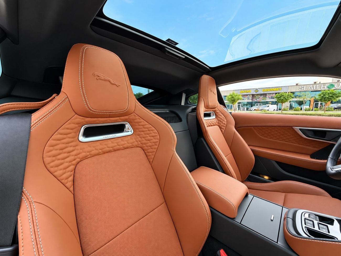 جاكوار F Type آر - ديناميك