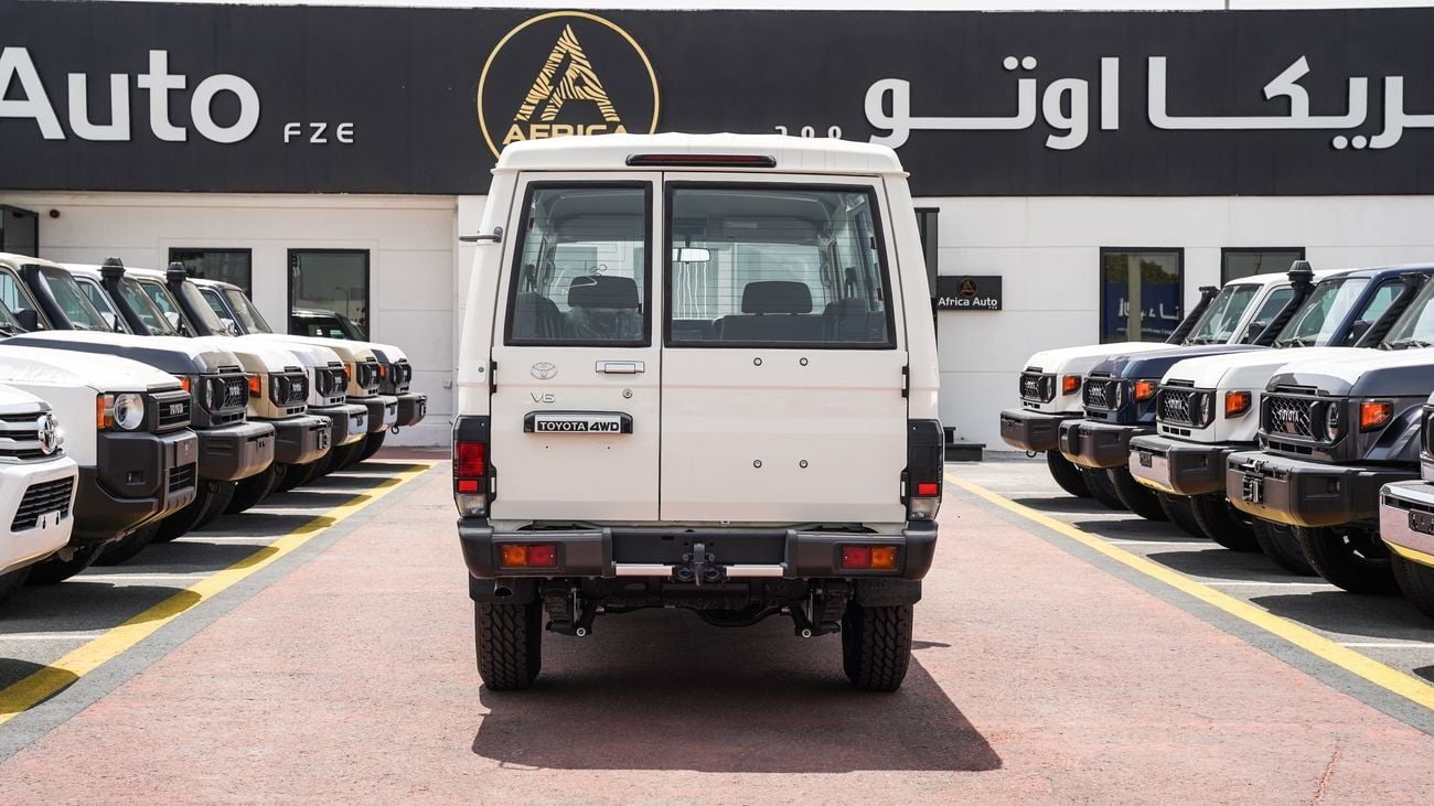 Toyota Land Cruiser 70 TOYOTA LC78 4.0 PETROL AT 2026