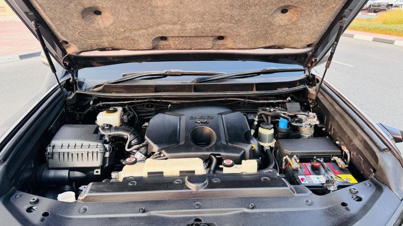 Toyota Prado FULLY OFF ROAD MODIFIED | AWNING CAMPING ROOFTOP RENT | RHD | 2.8L DIESEL | 2019 | SUNROOF