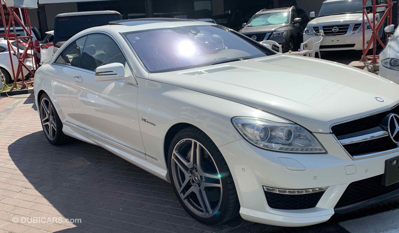 Mercedes-Benz CL 63 AMG V8. Biturbo