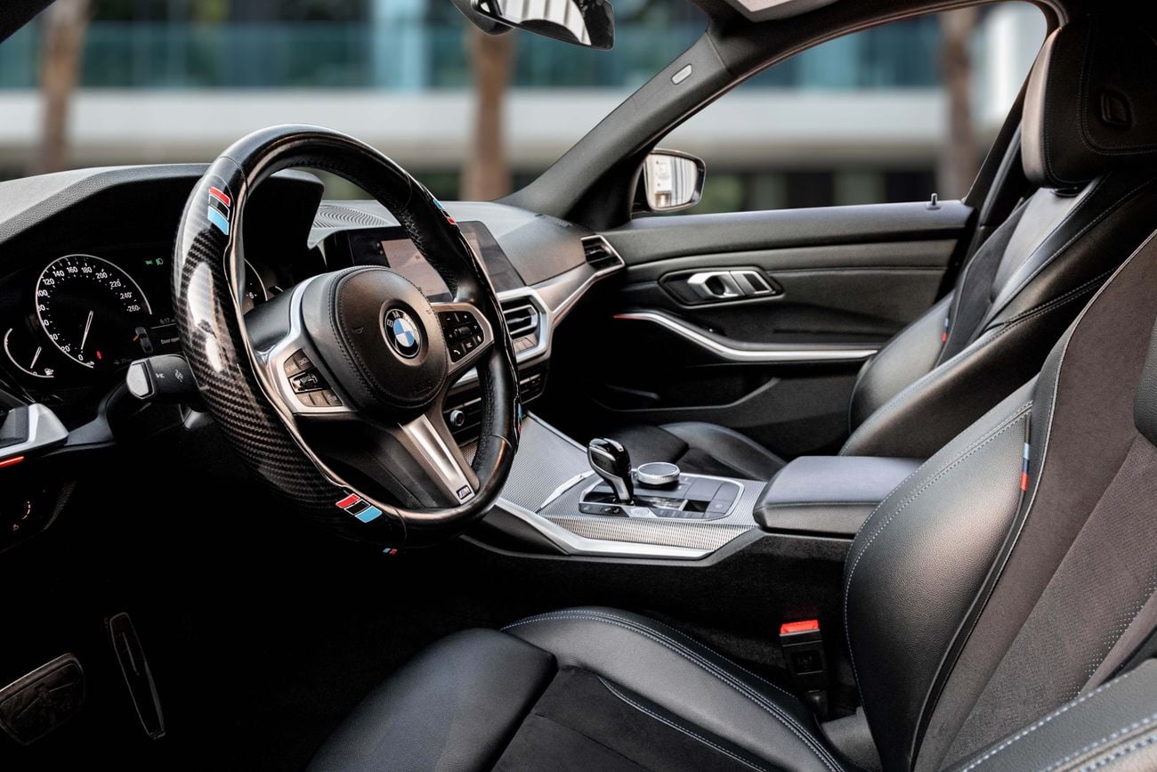 BMW 320i 320i M-Sport | 1,665 P.M | 0% Downpayment | Full Service History!