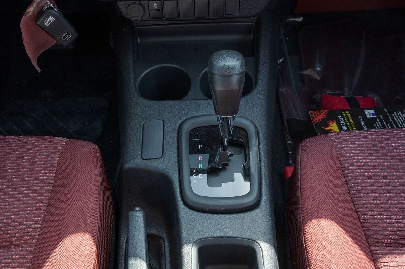 تويوتا هيلوكس DLX 2026 Toyota Hilux DLX 2.4L AT Diesel