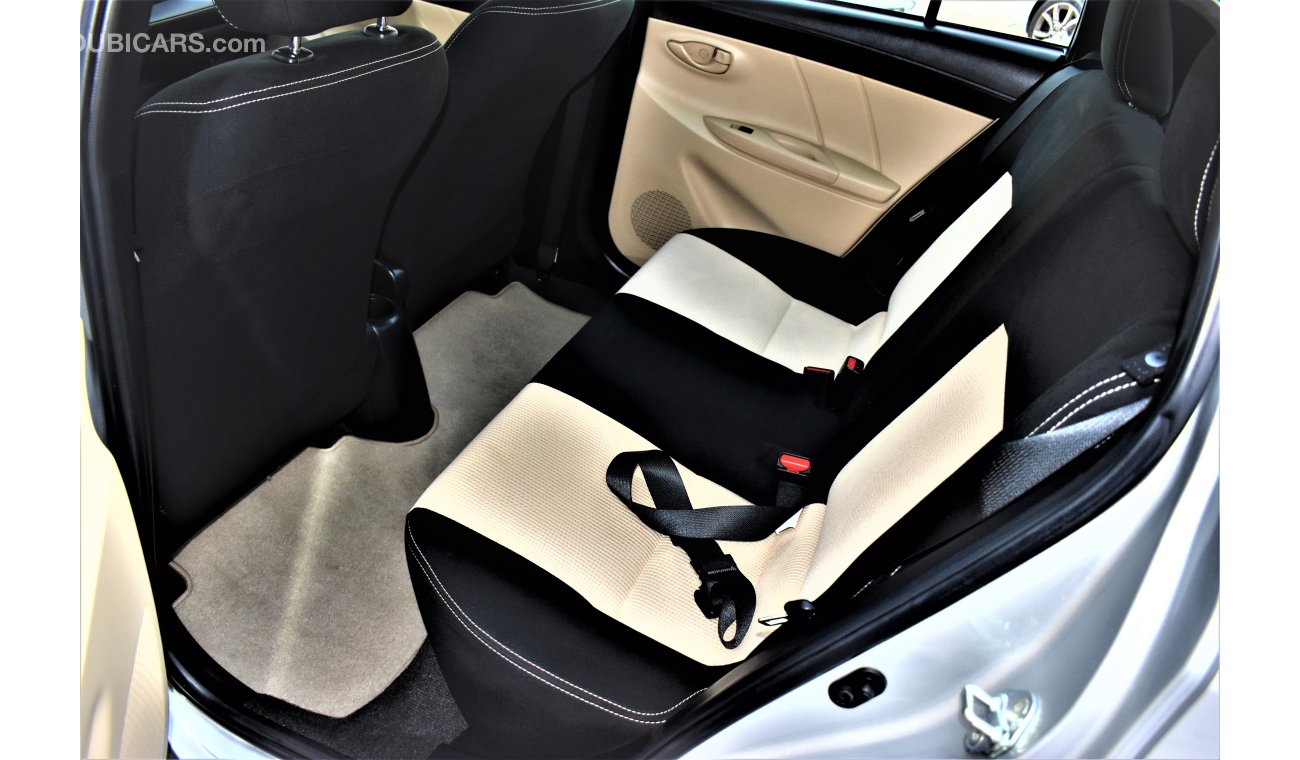 تويوتا يارس 1.3L SE HATCHBACK 2017 GCC 1YR/20K KM SERVICE CONTRACT DEALER WARRANTY