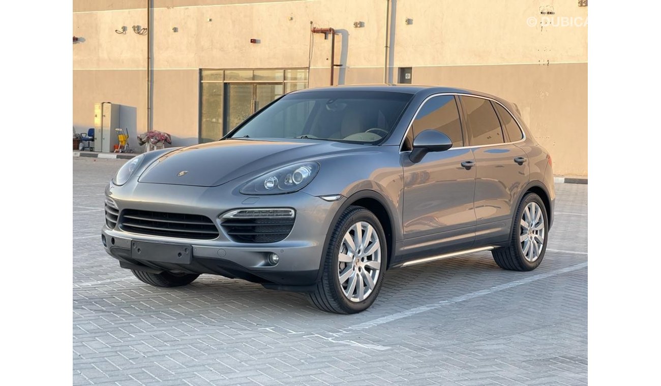 Porsche Cayenne S Porsche Cayenne S 2012