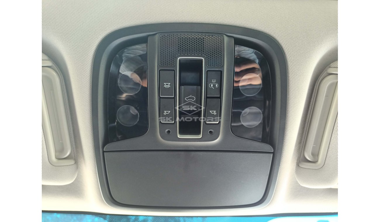 Kia Sorento 3.5L, 19" Rims, Panoramic Roof, Parking Sensors, Leather Seats, Driver Power Seat (LOT # 2427)