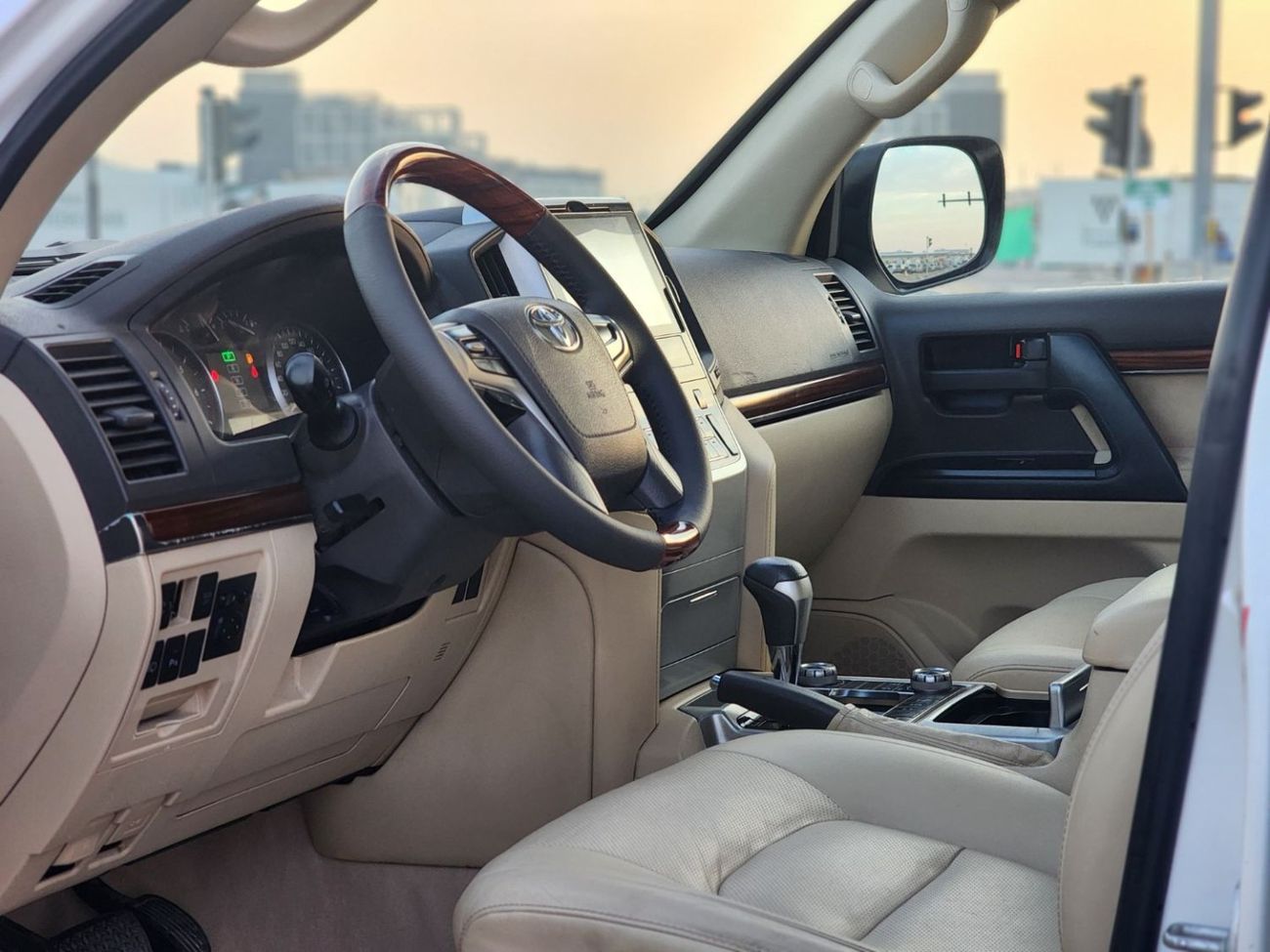 Toyota Land Cruiser GX.R V8