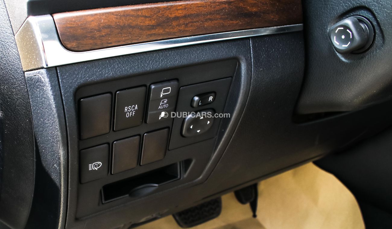 Toyota Land Cruiser VXR 5,7 V8 Grand Touring