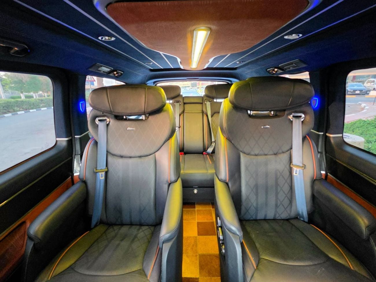 مرسيدس بنز V 250 2019 Mercedes-Benz V-Class V 250 GCC Specs