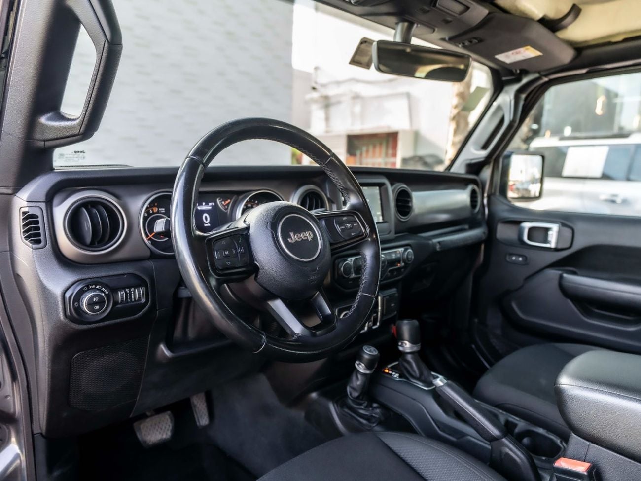 Jeep Wrangler Unlimited Sport 3.6L A/T