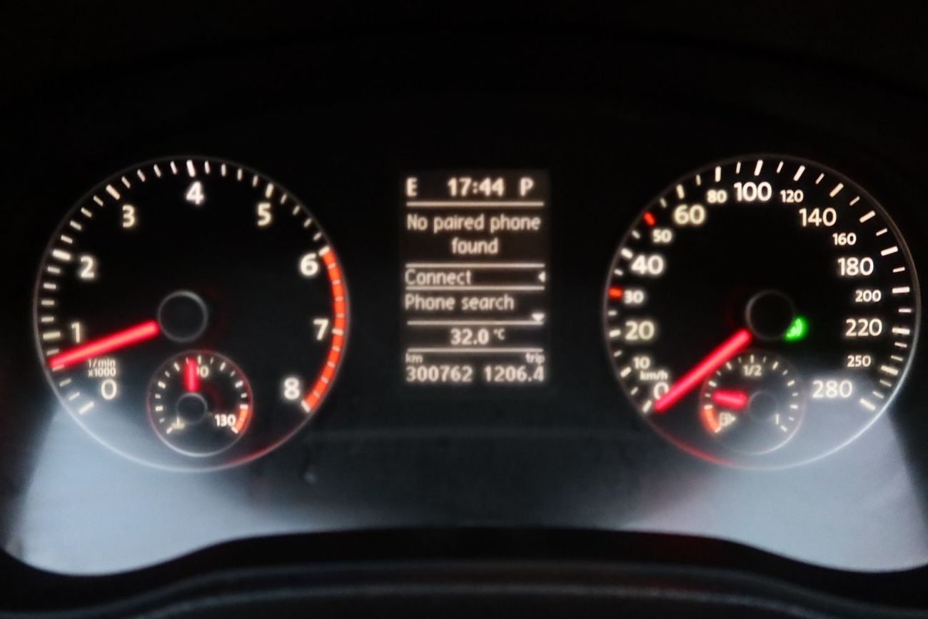 Volkswagen Passat SEL 2.5L