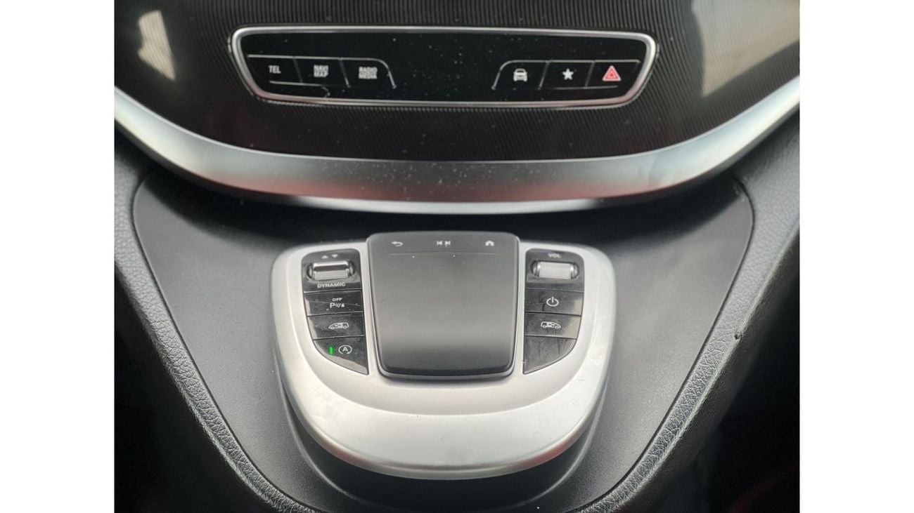 Mercedes-Benz V 250 Avantgarde MERCEDES V-250 GCC BODY KIT VIP // LOW MILEAGE // PERFECT CONDITION