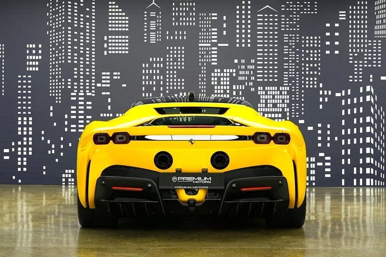 فيراري SF90 ستراديل STRADALE