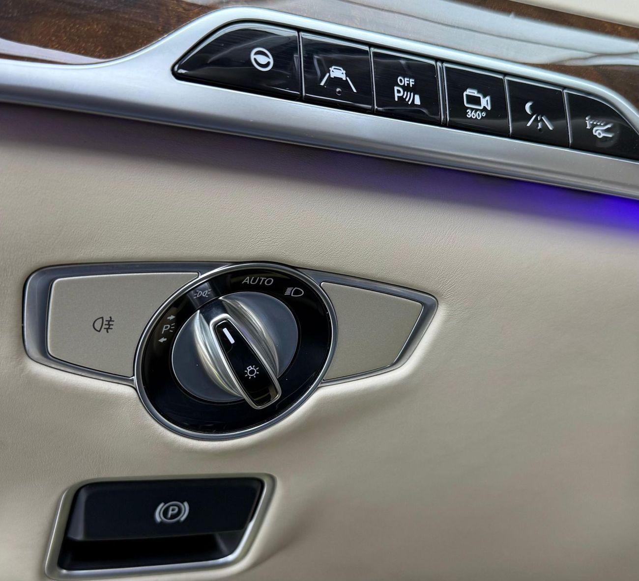 مرسيدس بنز S 500 AMG 4.7L 2015 Mercedes Benz S 500 AMG 4MATIC, Warranty, Full Service History, Excellent Condition, G