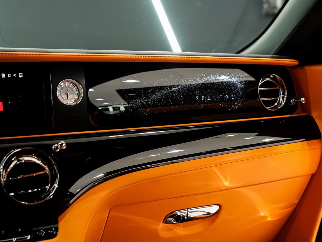Rolls Royce Spectre STANDARD Bespoke Audio, Starlight, Illuminated Fascia, Dealer Warr + Serv!!