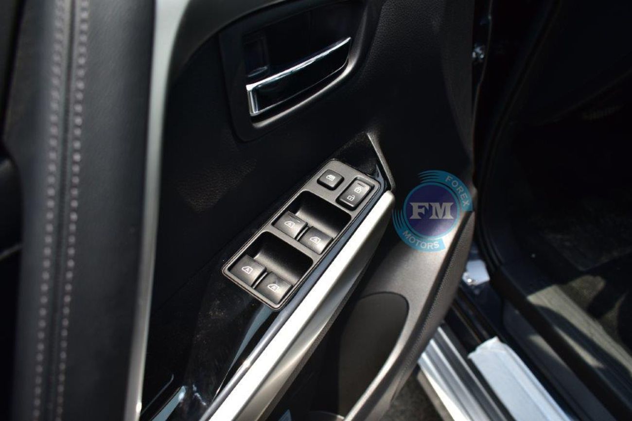 Mitsubishi Montero GLS P Line 3.0L Petrol 4WD 7 Seat Automatic