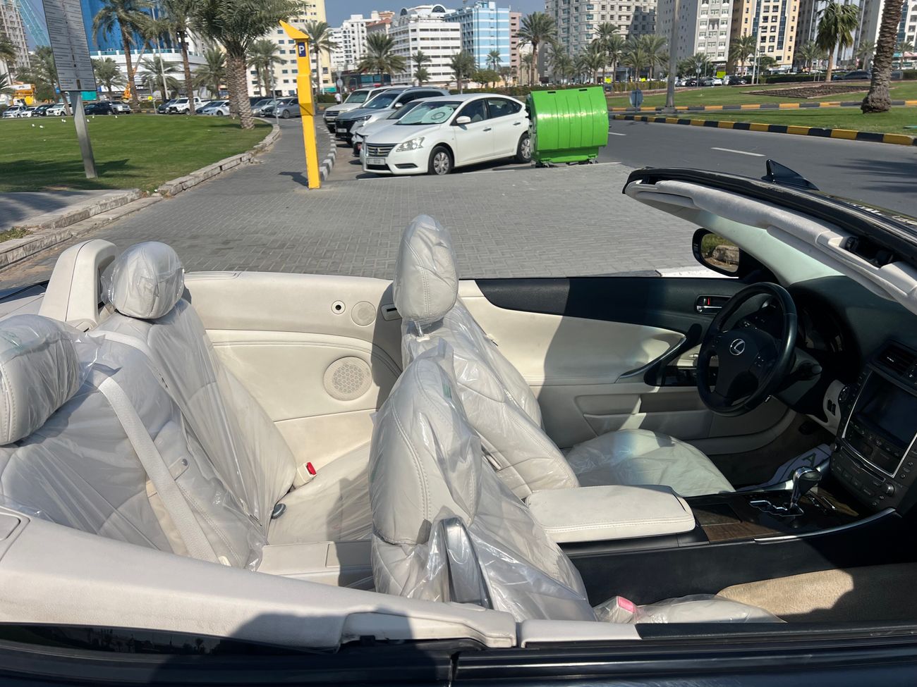 لكزس IS 250C 2010