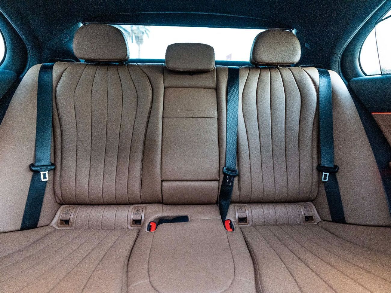 مرسيدس بنز E300 E300