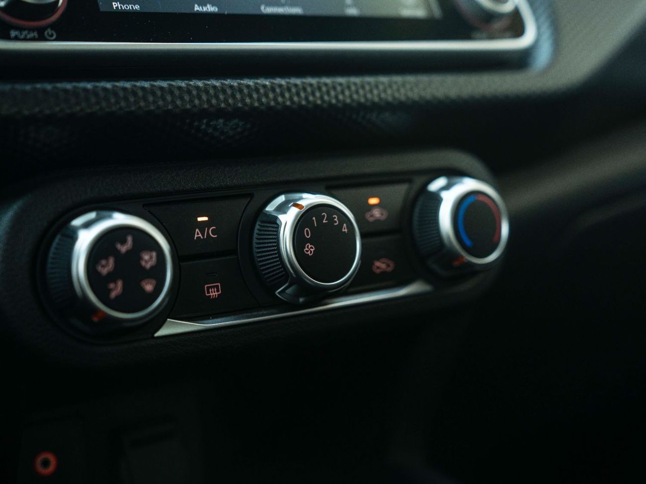 نيسان كيكس AED 943 PM • KICKS SV • ONLY 20,000 KM • FULL SERVICE HISTORY • PRISTINE CONDITION