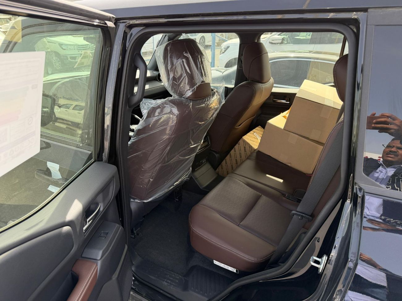 تويوتا برادو 2.8L TURBO DIESEL ADVENTURE AUTOMATIC TRANSMISSION( FOR RE-EXPORT ONLY )