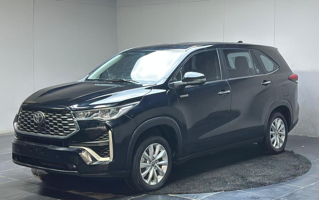 تويوتا إينوفا 2.0L HyCross 7S Hybrid