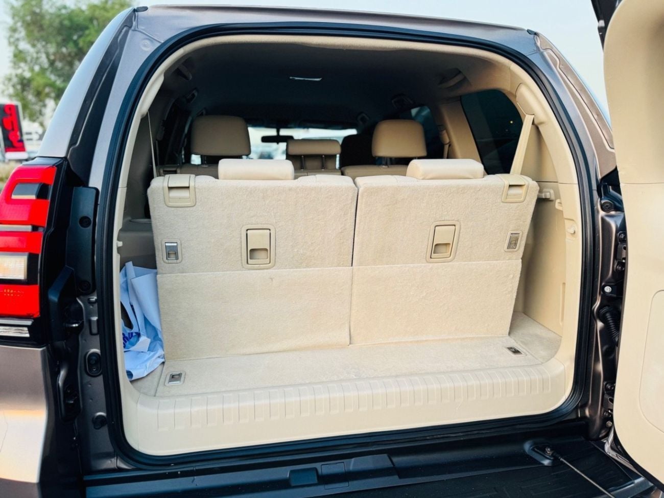 تويوتا برادو Toyota prado 2019 v4 LHD full options
