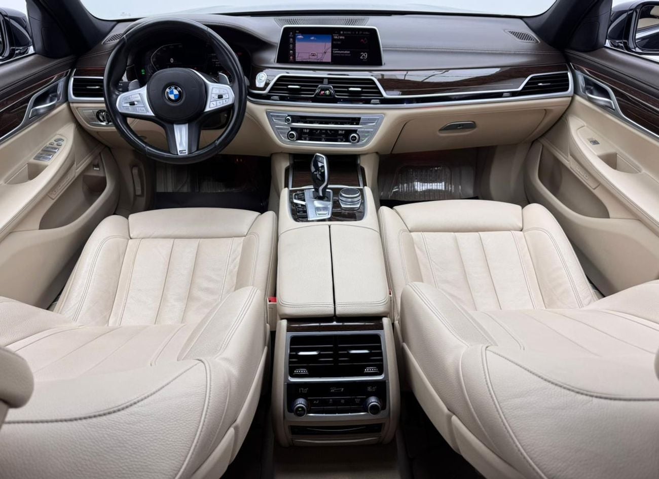 بي أم دبليو 730Li M SPORT