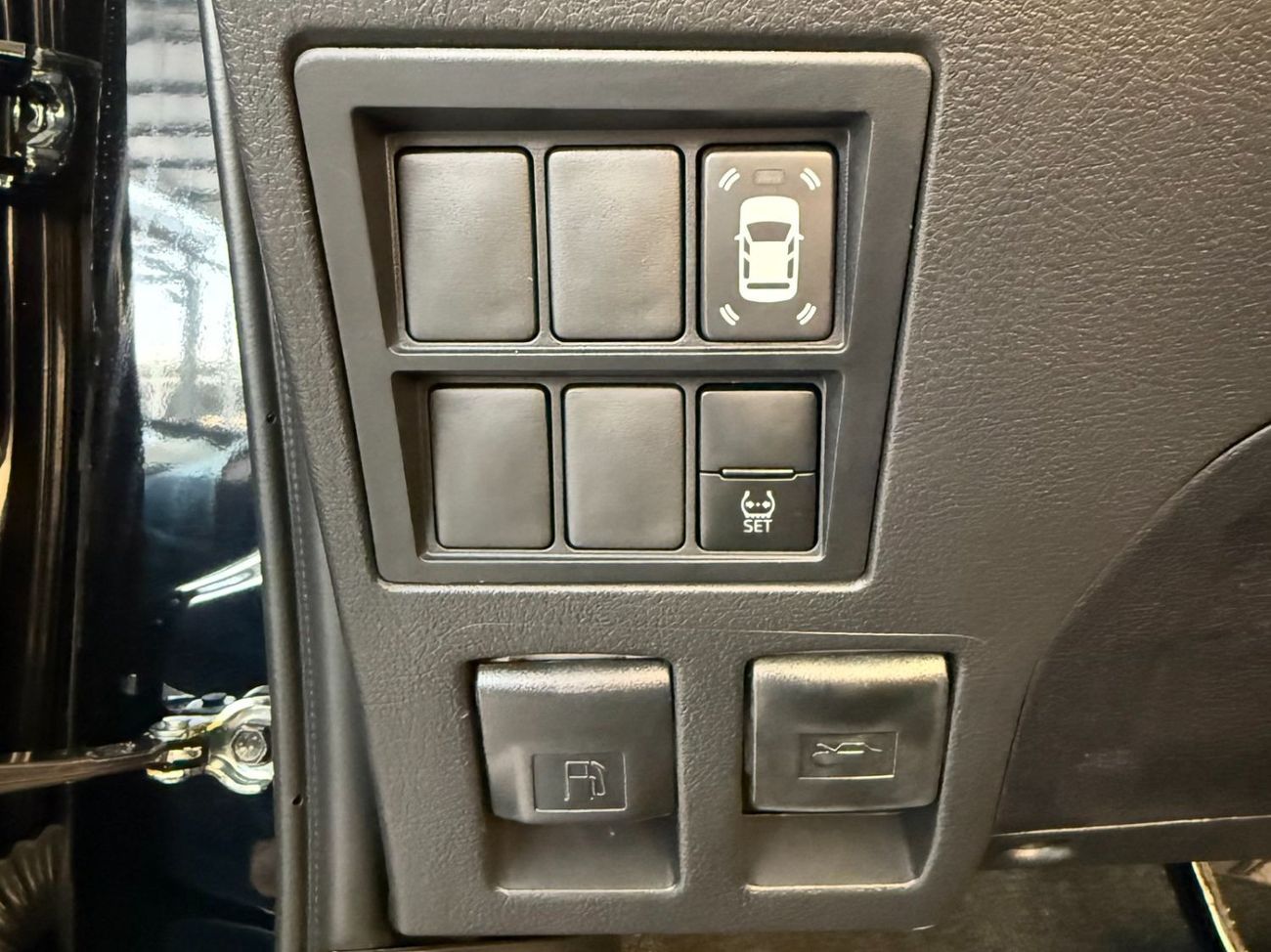 Toyota Fortuner 2.7 4X4 AUTOMATIC **EXPORT ONLY**التصدير فقط خارج الخليج**