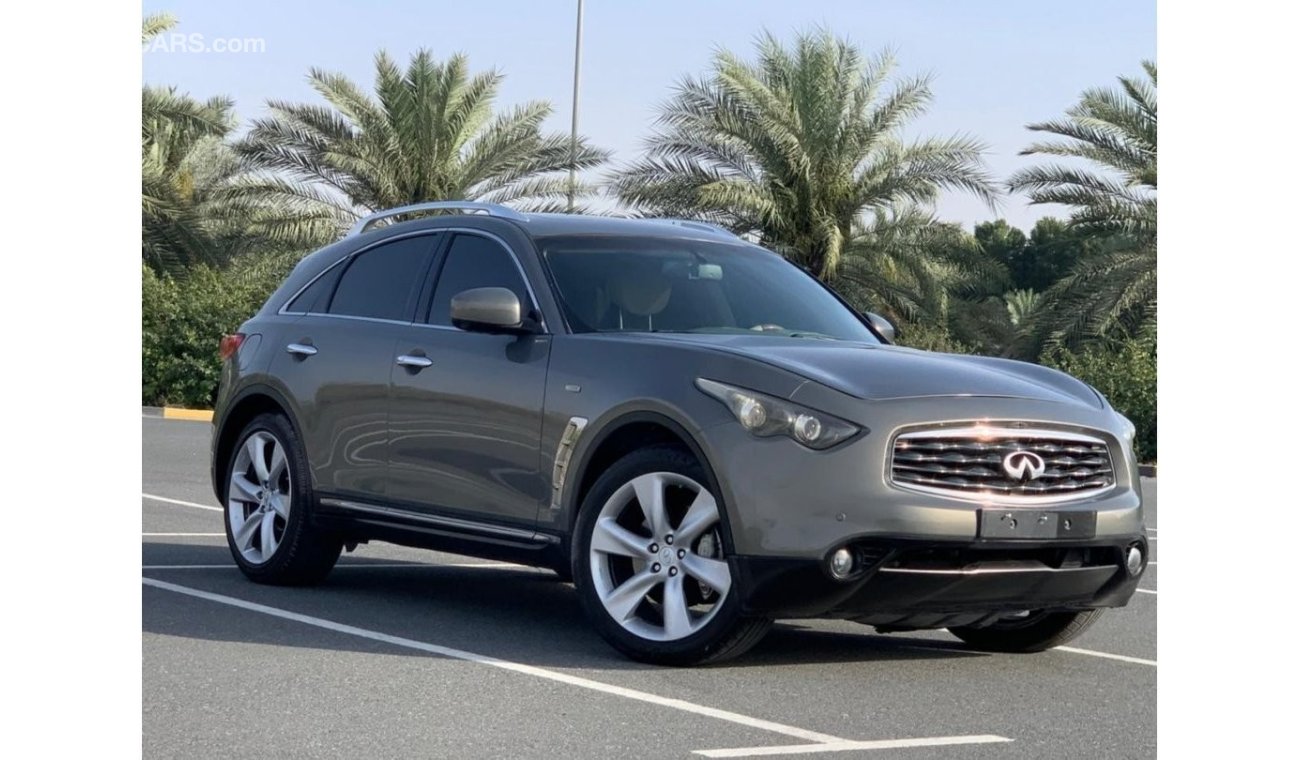 Infiniti FX50