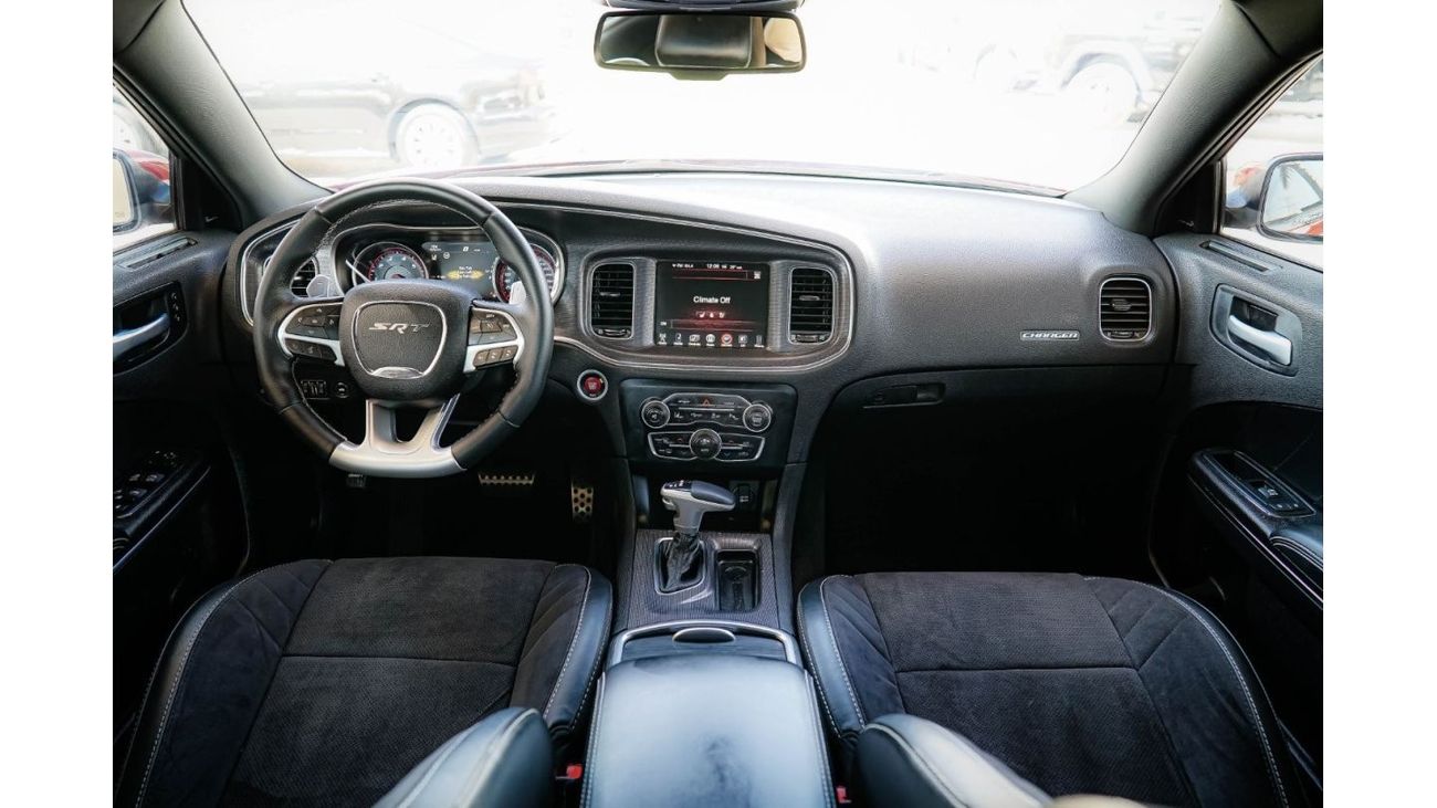 Dodge Charger SRT 392