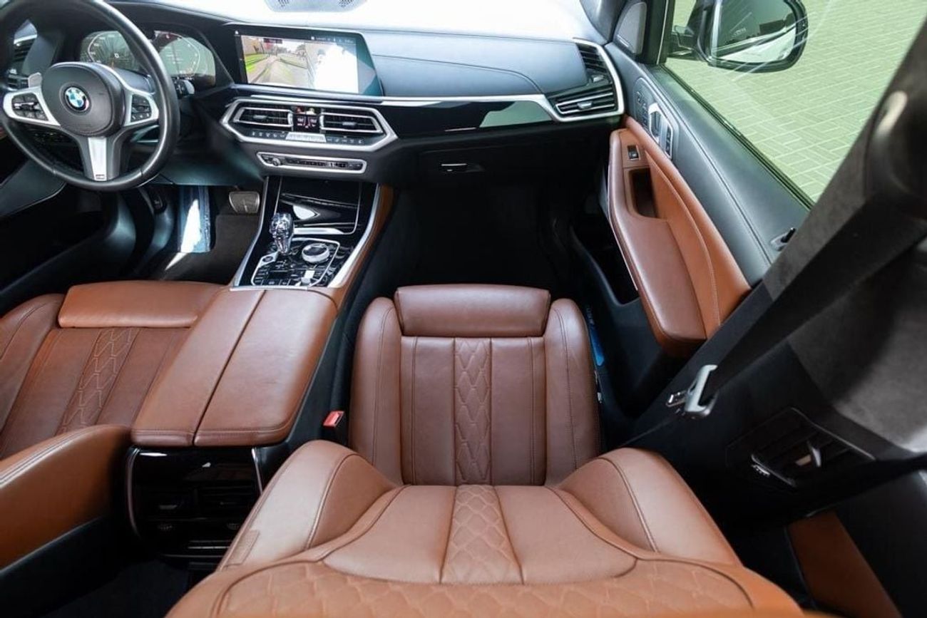 بي أم دبليو X5 50i M Sport 4.4L BMW X5 M50i M-Sport 2021 GCC under Agency Warranty and Service Contract with Flexib