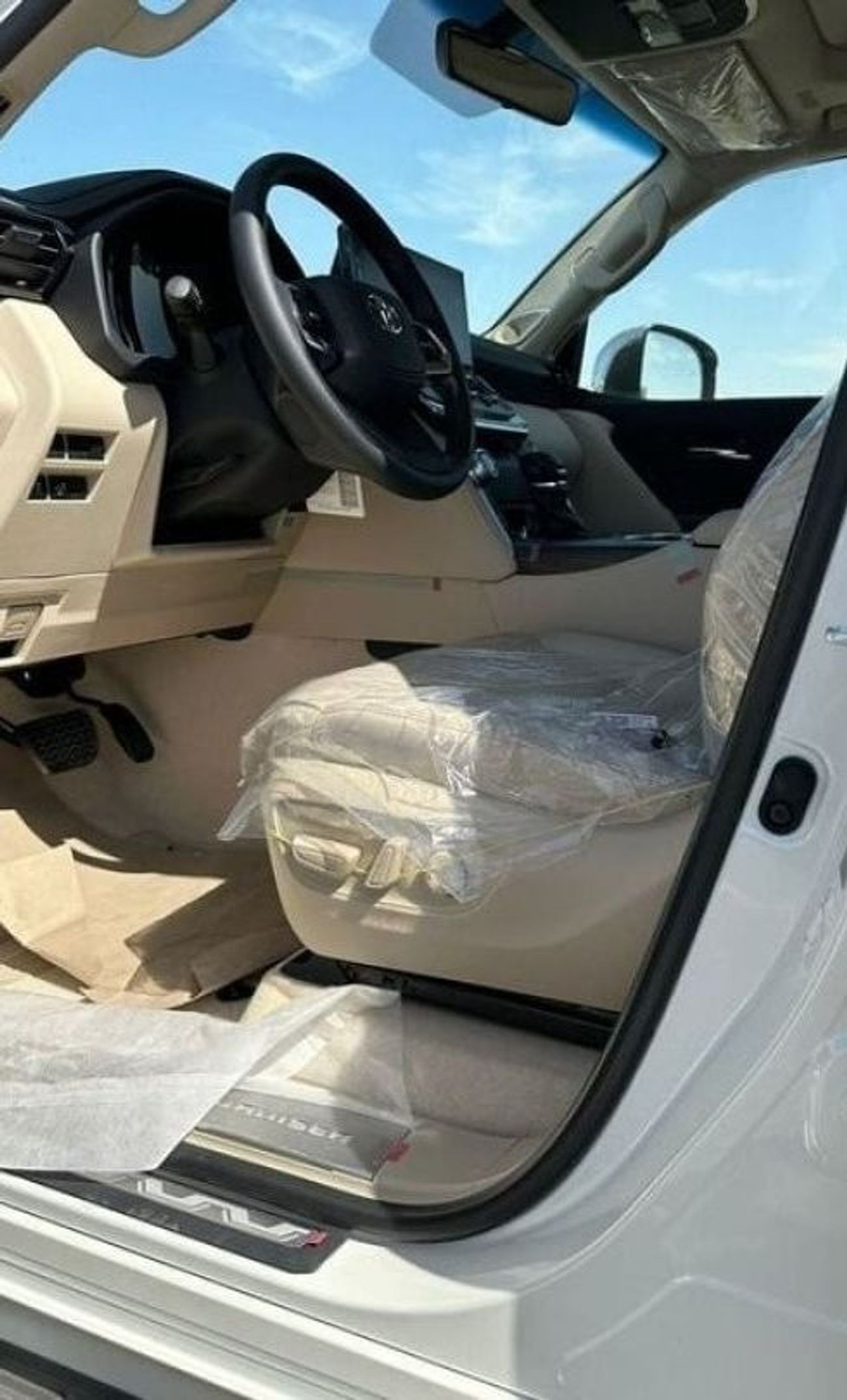 تويوتا لاند كروزر 2023 TOYOTA LAND CRUISER 3.3L DIESEL VXR FULL OPTION ZERO KM