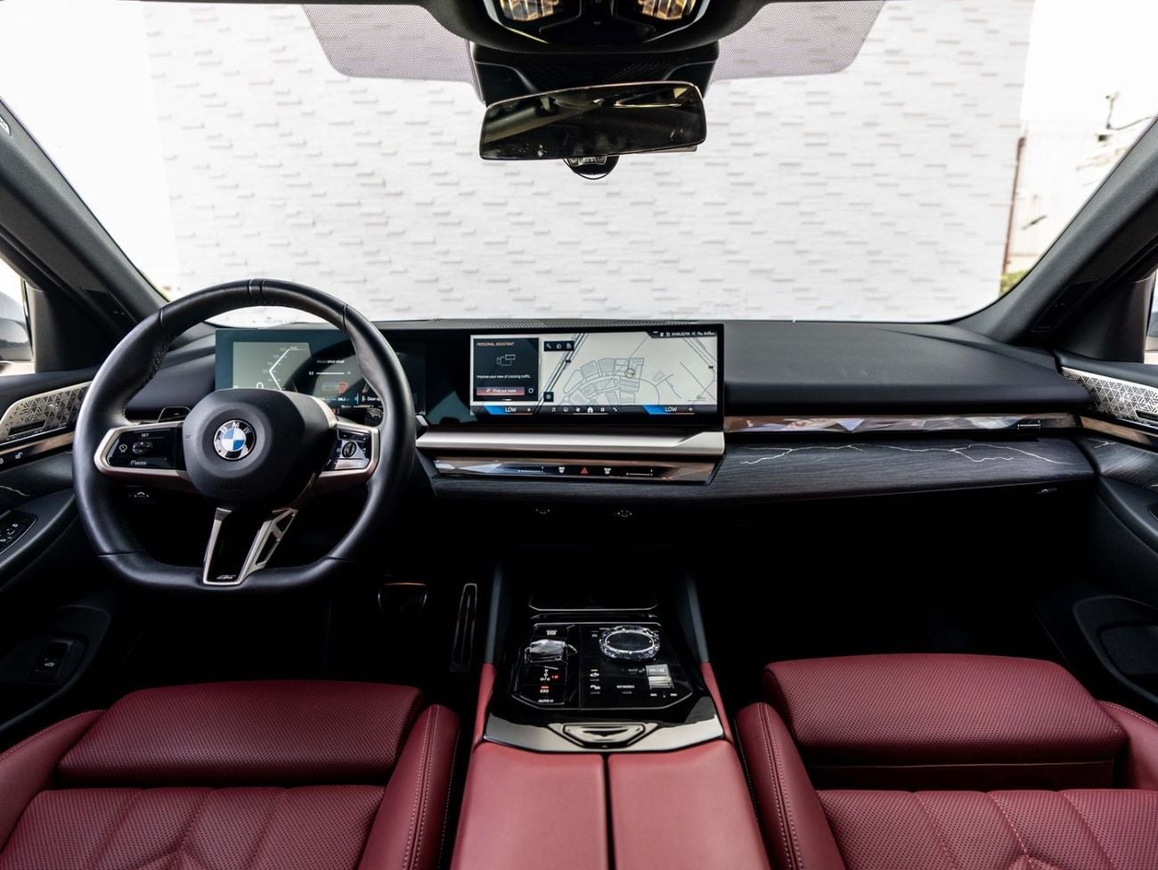 بي أم دبليو 520i M SPORT