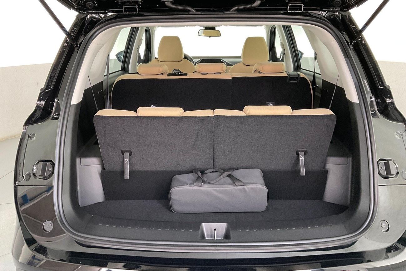 Chevrolet Captiva Premier | 1 year free warranty | 0 down payment | 7 day return policy