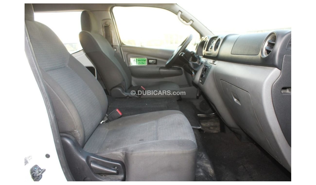 Nissan Urvan Window Van Wide Nissan Urvan 2020 GCC, standard seat, in excellent condition