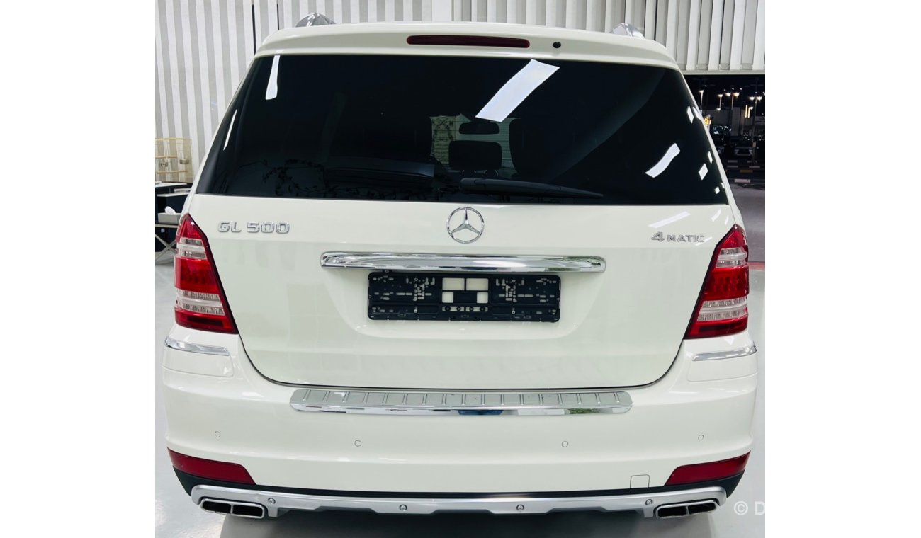 Mercedes-Benz GL 500 Std Grand Edition .. GCC .. Perfect Condition .. AMG .. Top Range