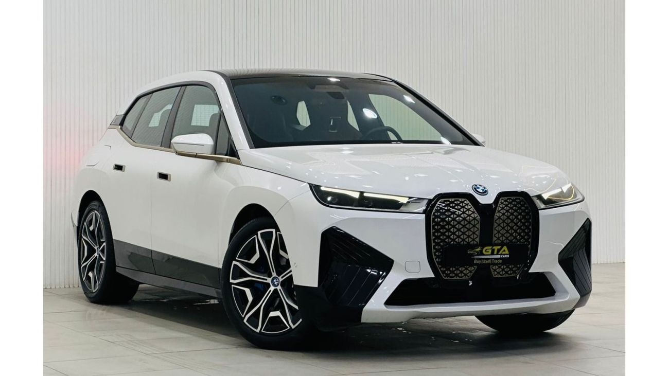 بي أم دبليو iX 2022 BMW iX xDrive40i Masterclass, Sep 2027 BMW Warranty, Sep 2028 BMW Service Pack, Low Kms, GCC