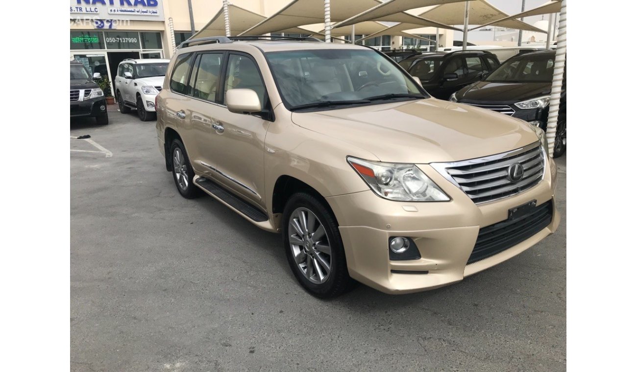 Lexus LX570