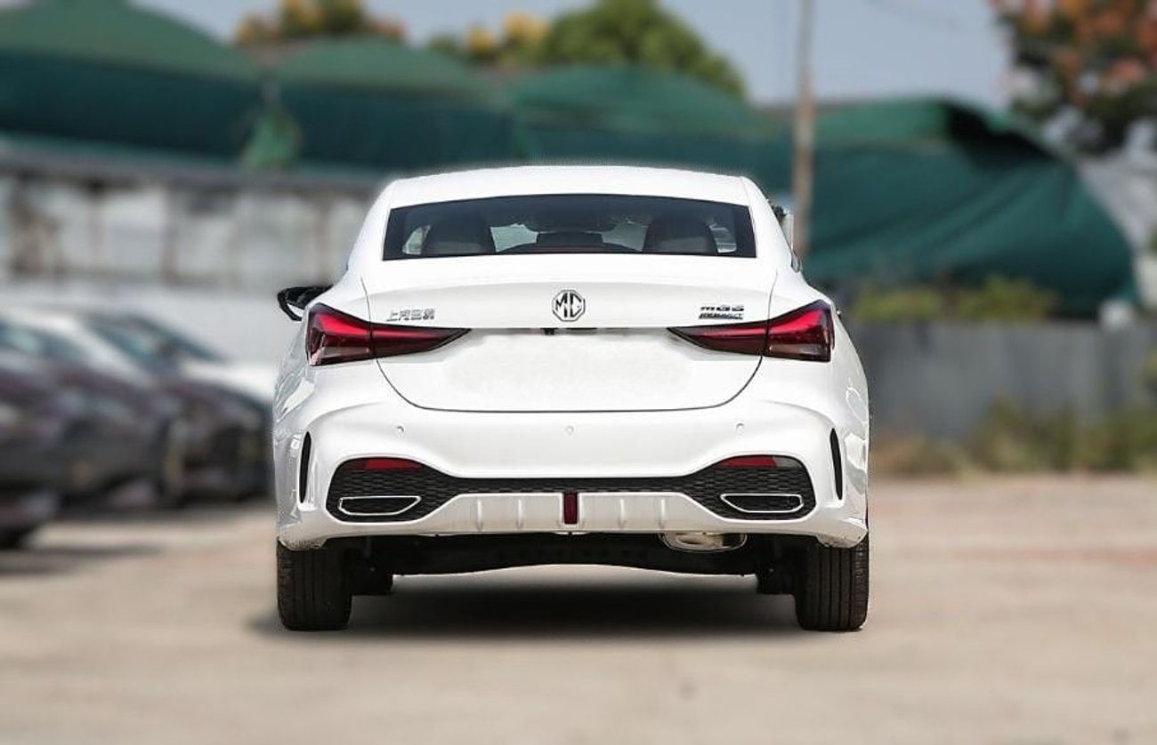 أم جي 5 MG 5 Luxury 1.5L - Sunroof - 360 Cameras - 2025 Brand New (Export)